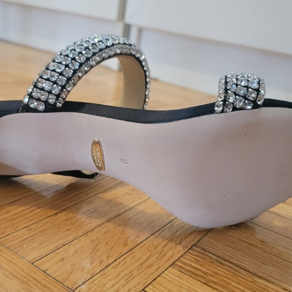 Black Open Heels With Rhinestones Size 6 (True Size 5 Or 5.5) - Picture 3 of 11